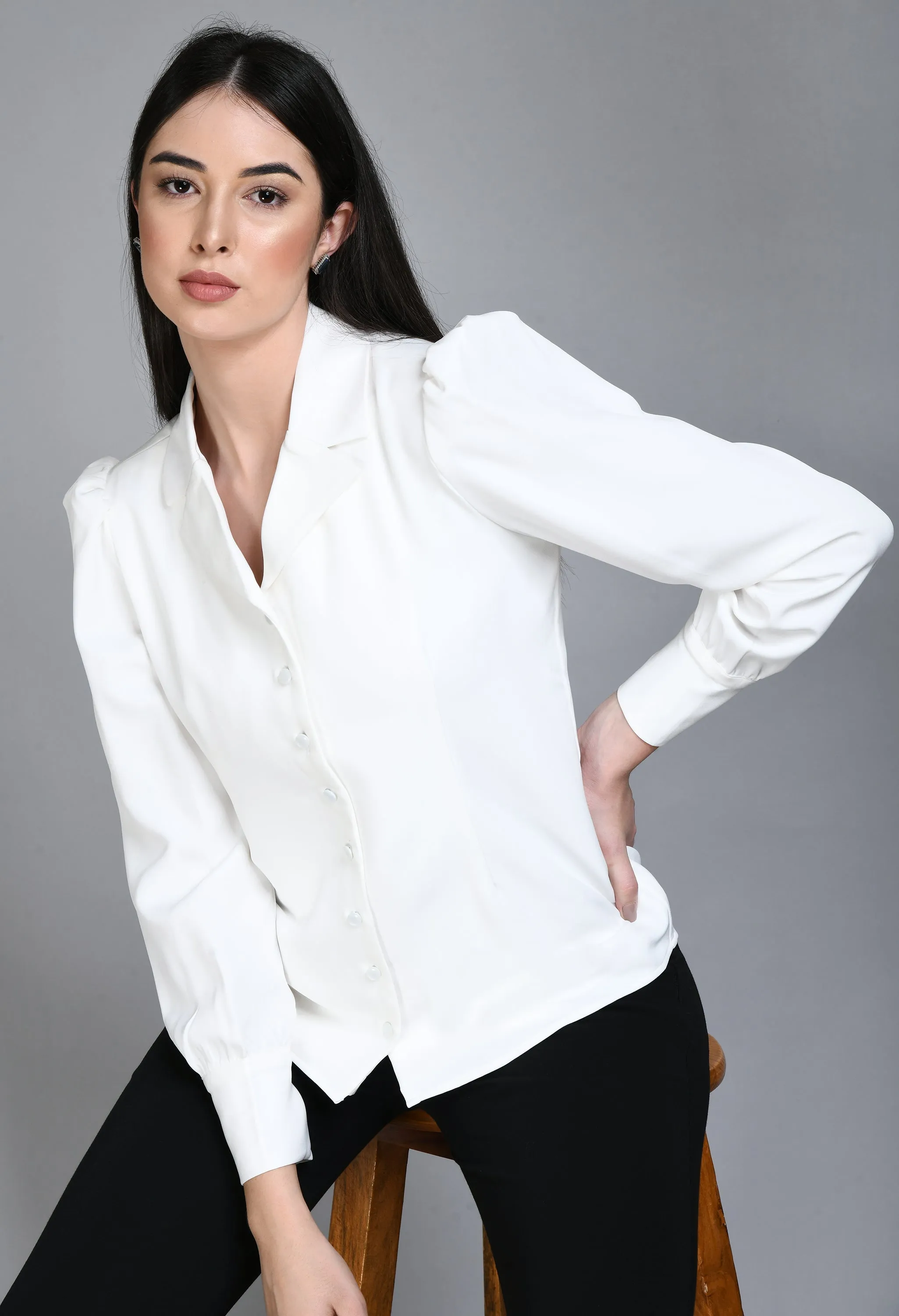 Exude Agility Blazer Top (White)