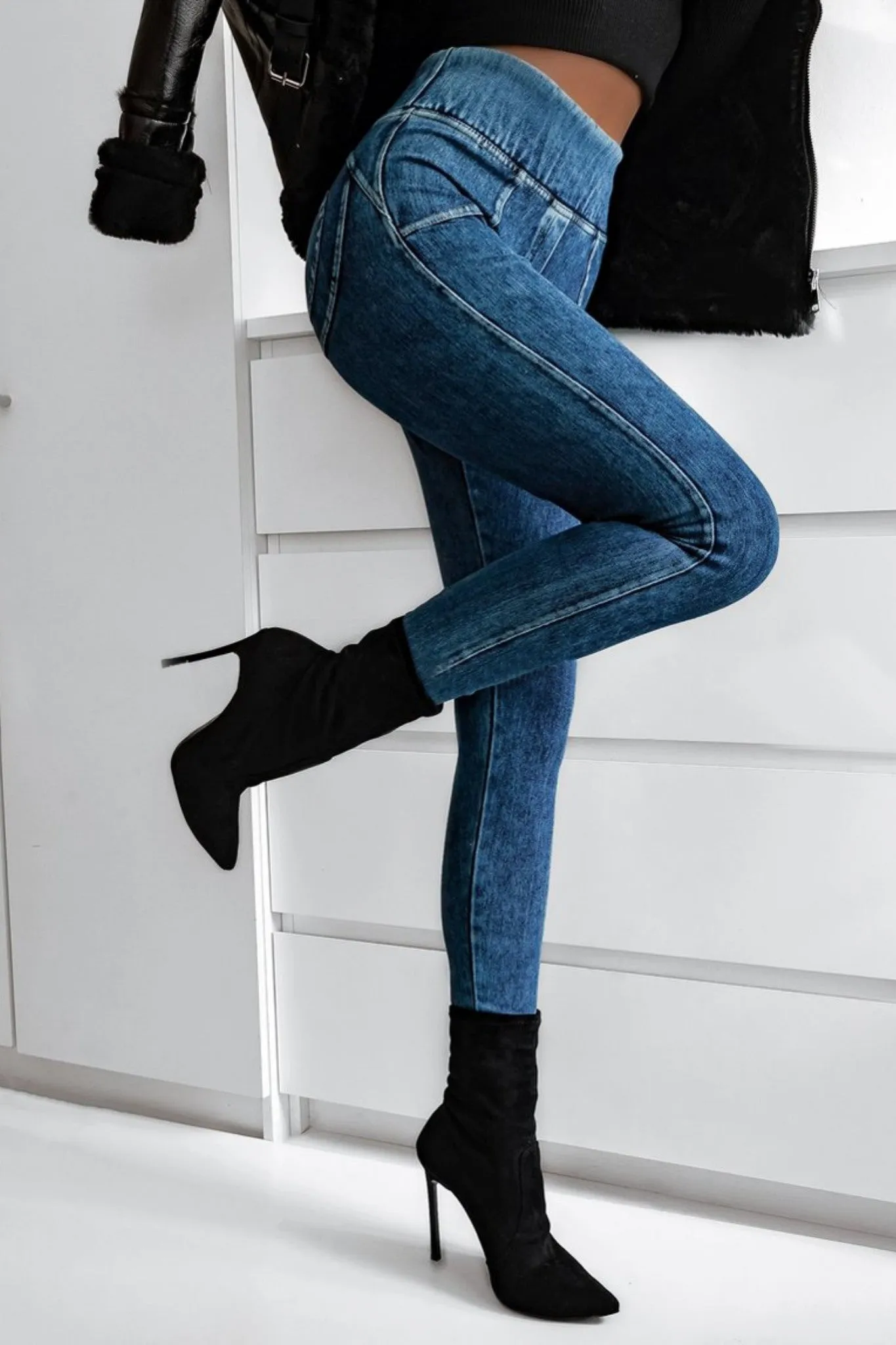 Leggings modellanti push up effetto jeans blu scuro con banda alta e lavorazioni  sul retro