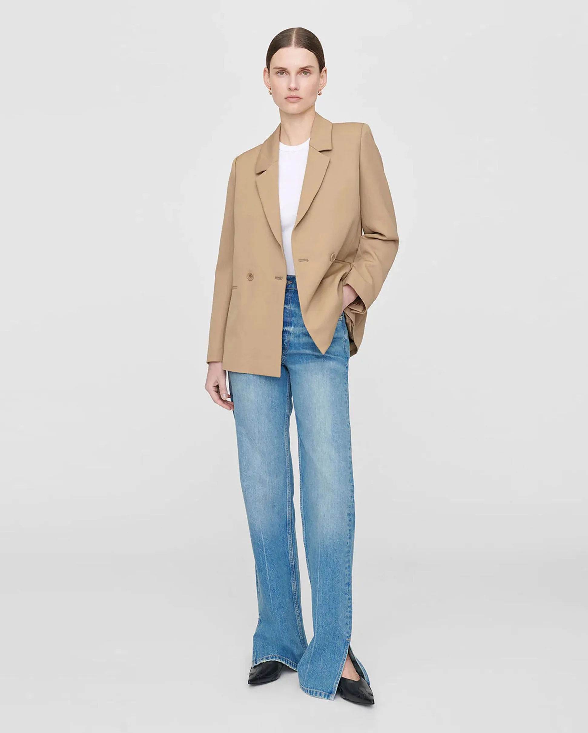 MADELEINE BLAZER / DEEP SAND