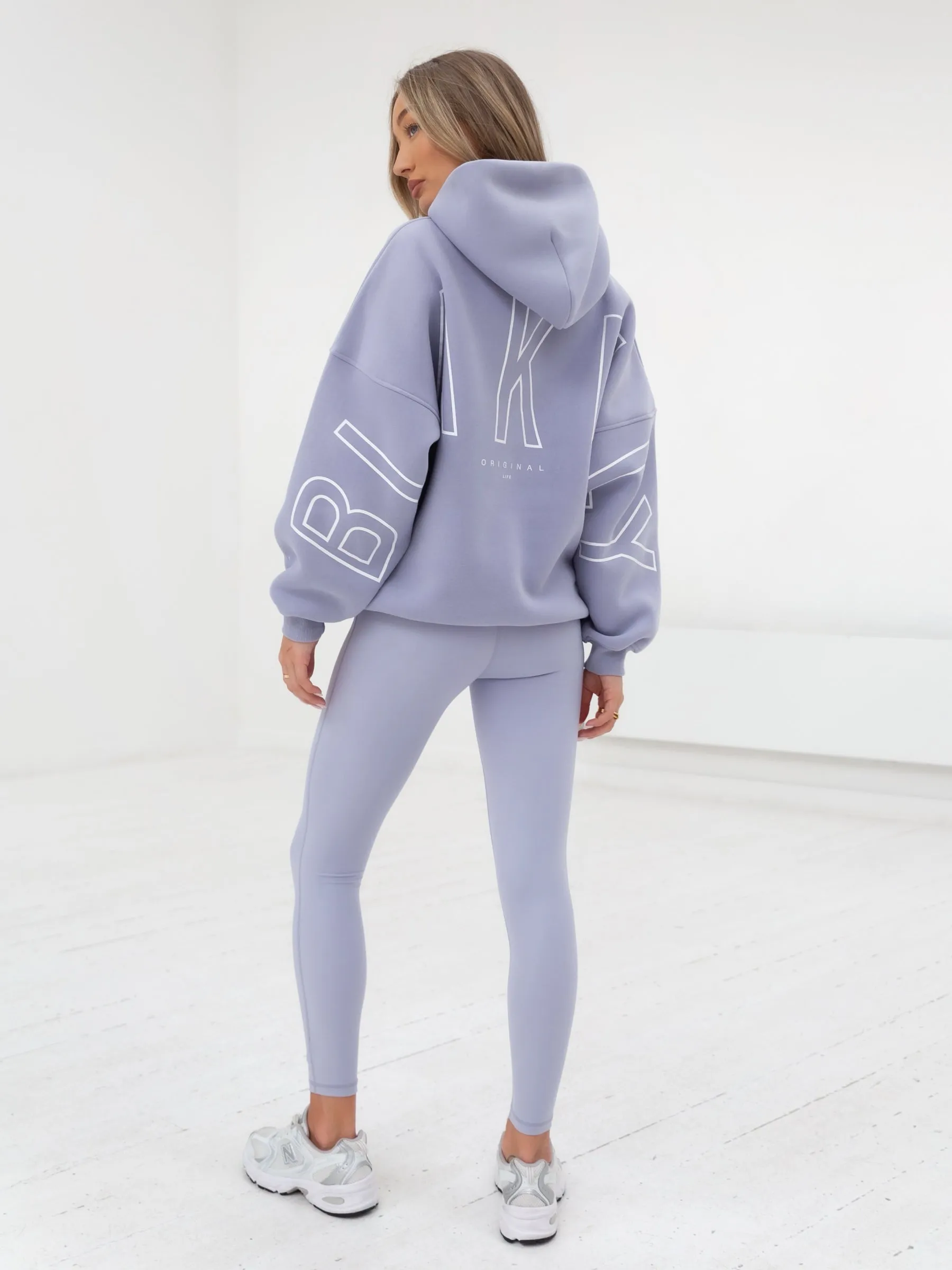 Outline Isabel Oversized Hoodie - Light Violet