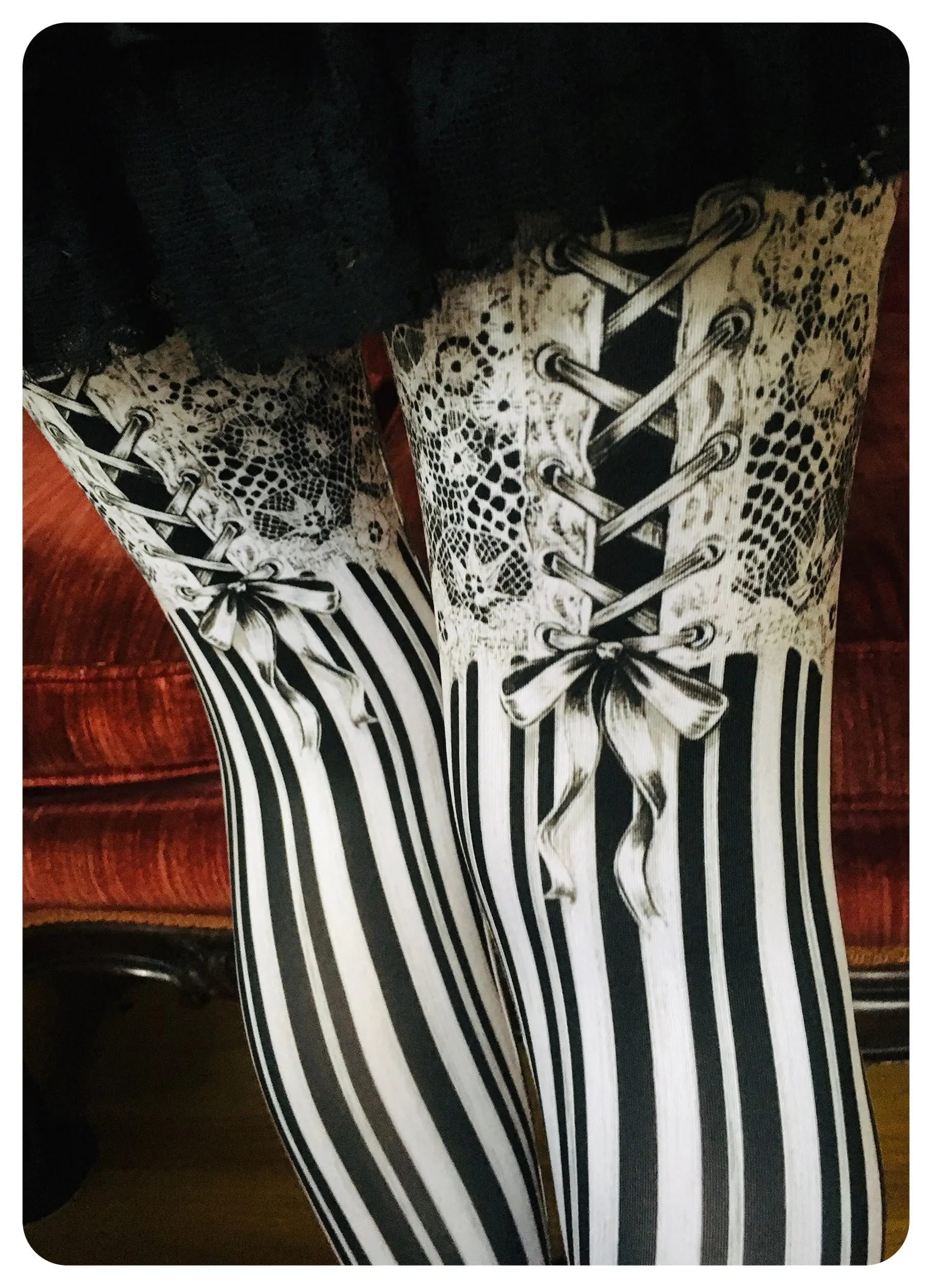 SAMPLE SALE - PLUS Burlesque Leggings by fox savant